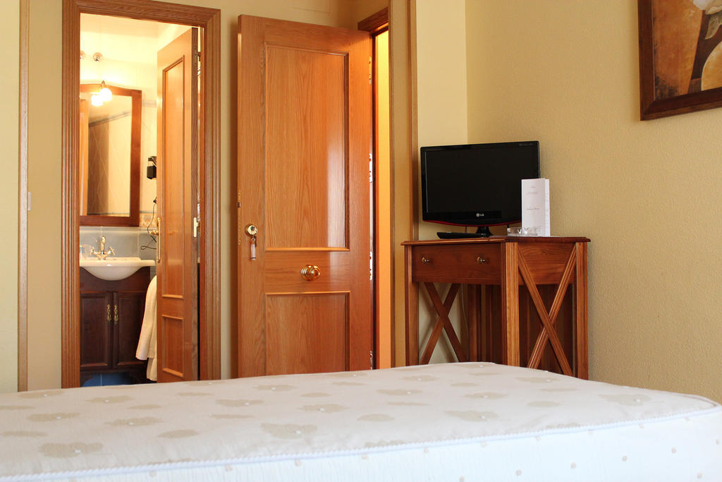 Dc Mesones 21 Otel Lerma Oda fotoğraf